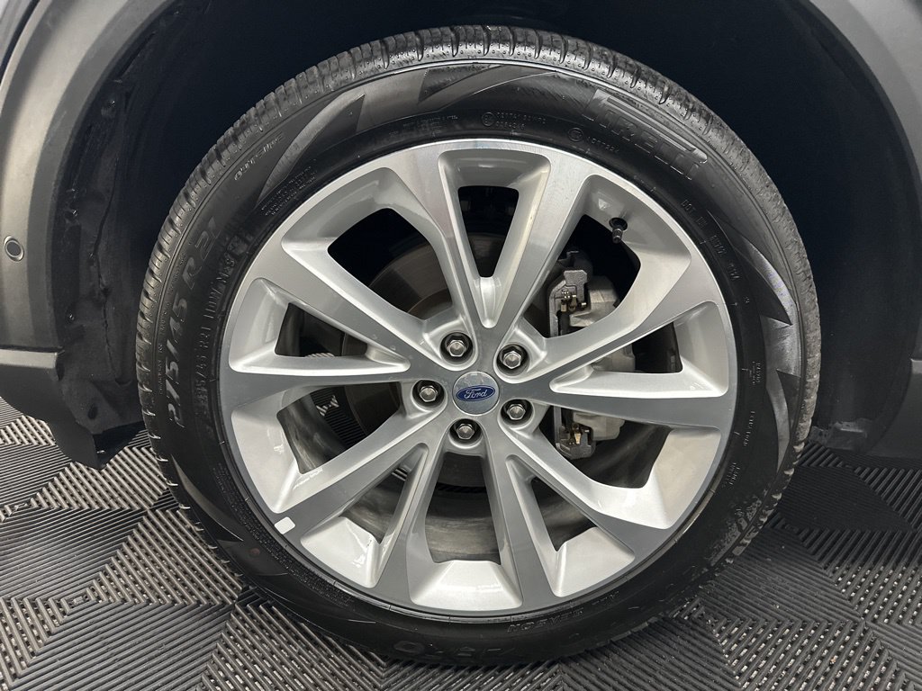 Used 2024 Ford Explorer Platinum w/ Technology Package AWD/4WD image 43