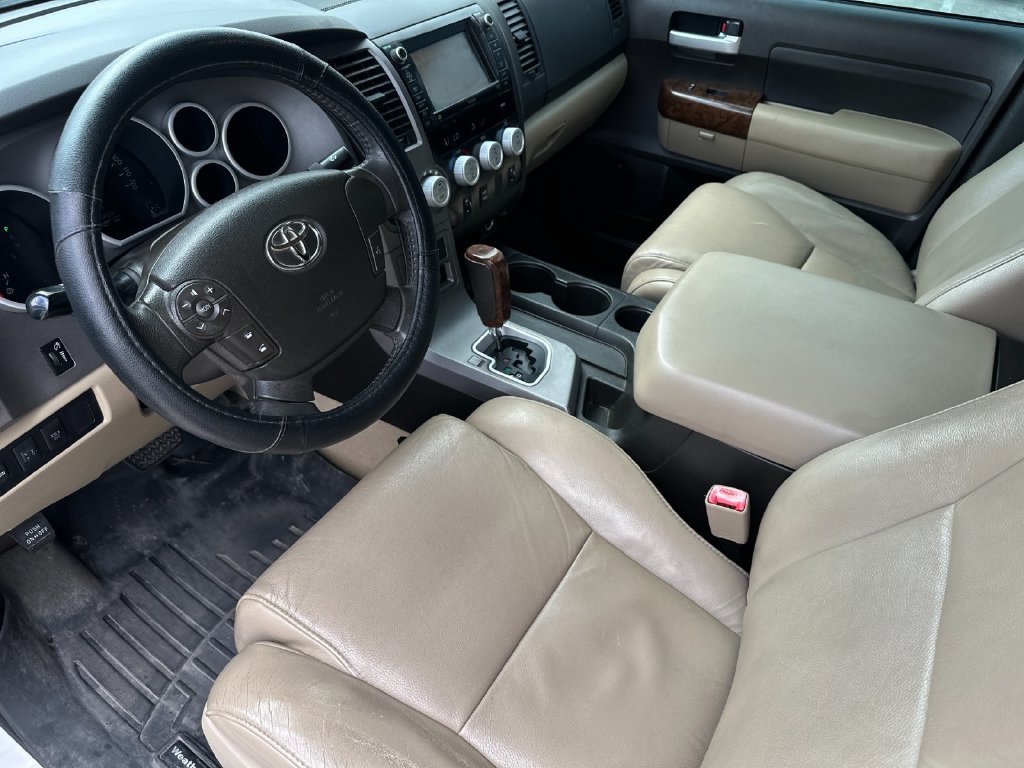 Used 2011 Toyota Tundra Limited w/ Memory Pkg AWD/4WD image 9