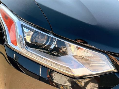 Used 2019 Chevrolet Traverse LS w/ LPO, Blackout Package FWD image 24