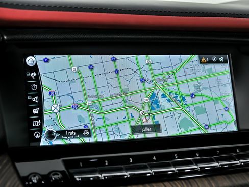 Used 2023 Rolls-Royce Cullinan w/ Leather Finishing Pack image 32