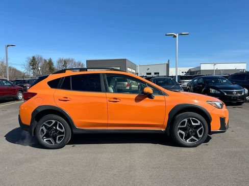Used 2019 Subaru Crosstrek 2.0i Limited w/ Moonroof Package w/Navigation image 14