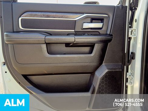 Used 2024 RAM 2500 Big Horn image 24