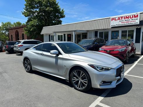 Used 2019 INFINITI Q60 3.0t Luxe w/ Essential Package AWD/4WD image 1