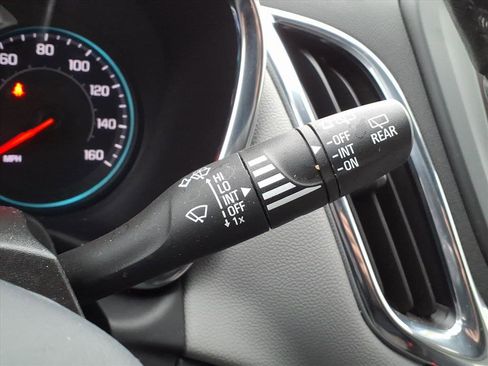 Used 2022 Chevrolet Equinox LT image 31