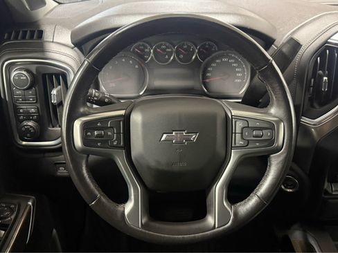 Used 2022 Chevrolet Silverado 1500 LT Trail Boss w/ Bed Protection Package AWD/4WD image 18