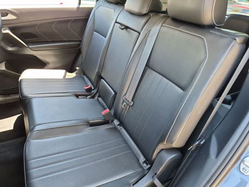 Used 2022 Volkswagen Tiguan SE FWD image 20