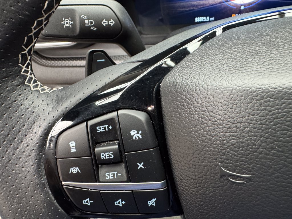 Used 2023 Ford Explorer ST w/ Equipment Group 401A AWD/4WD image 16