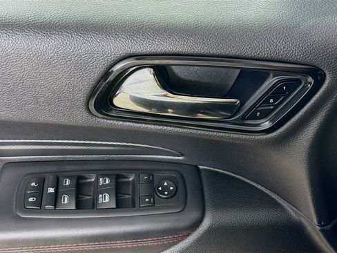 Used 2024 Dodge Durango GT image 21