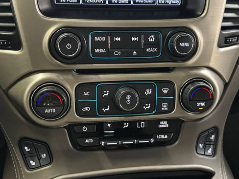Used 2018 GMC Yukon Denali AWD/4WD image 19