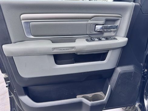 Used 2016 RAM 3500 Big Horn image 19