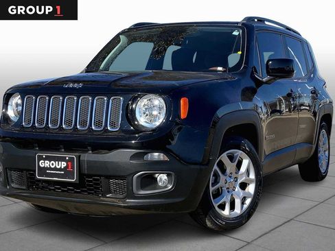 Used 2018 Jeep Renegade Latitude image 1