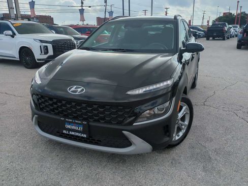 Used 2022 Hyundai Kona SEL FWD image 1