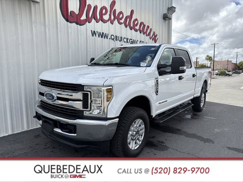 Used 2019 Ford F250 XLT w/ FX4 Off-Road Package image 10