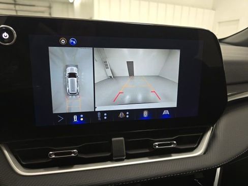 New 2026 Chevrolet Equinox LT w/ Safety and Technology Package FWD image 15