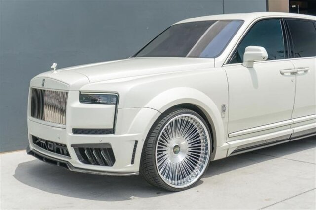 Used 2025 Rolls-Royce Cullinan AWD/4WD image 5