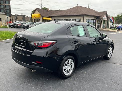 Used 2020 Toyota Yaris L FWD image 7