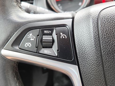 Used 2018 Buick Cascada Premium image 29