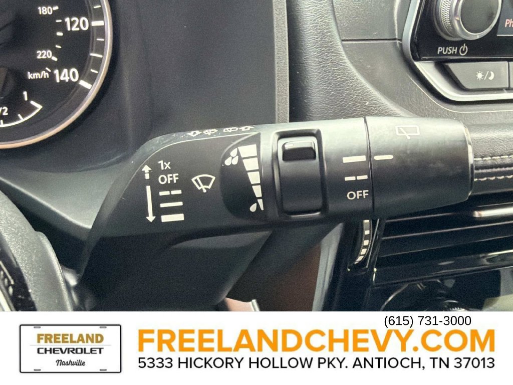 Used 2021 Nissan Rogue SV FWD image 35