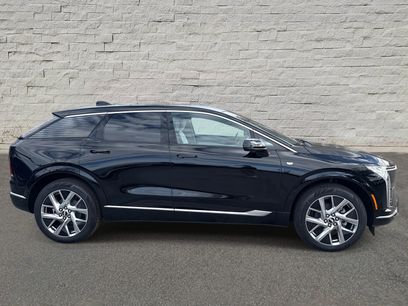 New 2026 Cadillac Optiq Luxury 1