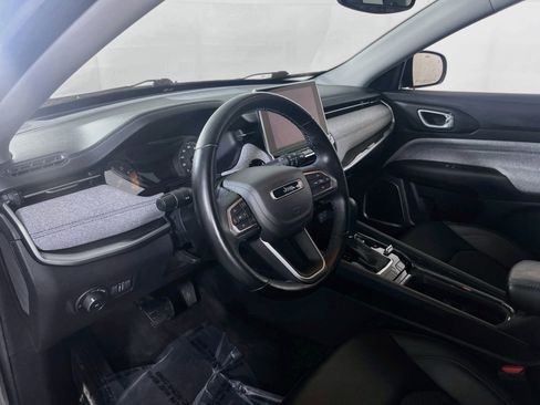 Used 2022 Jeep Compass Latitude w/ Convenience Group AWD/4WD image 9