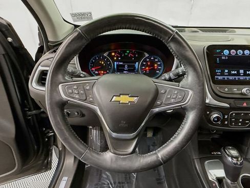 Used 2018 Chevrolet Equinox Premier image 13