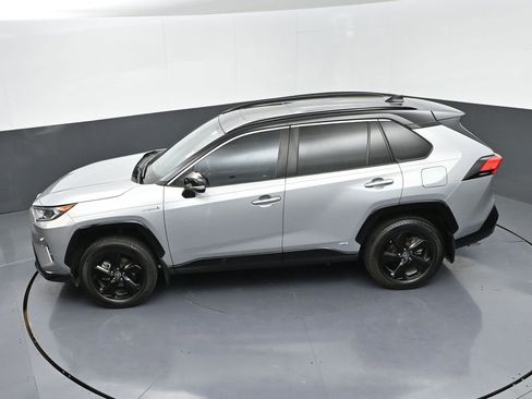 Certified 2021 Toyota RAV4 XSE w/ Carpet Mat Package (TMS) image 42