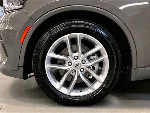 Used 2024 Dodge Durango GT image 33