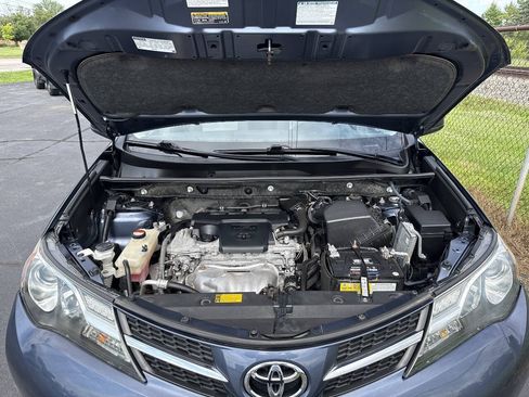 Used 2014 Toyota RAV4 LE FWD image 29