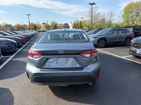 Certified 2025 Toyota Corolla LE FWD image 6