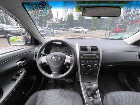 Used 2009 Toyota Corolla S FWD image 16