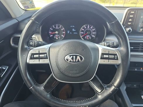 Used 2020 Kia Telluride LX AWD/4WD image 25