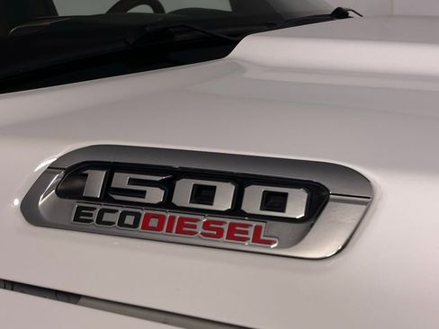 Used 2022 RAM 1500 Limited image 12