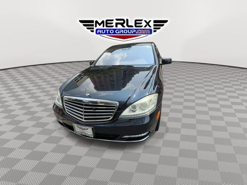 Used 2010 Mercedes-Benz S 550 image 3