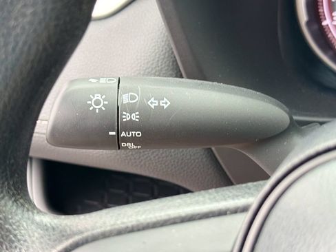 Used 2023 Toyota RAV4 XLE FWD image 22
