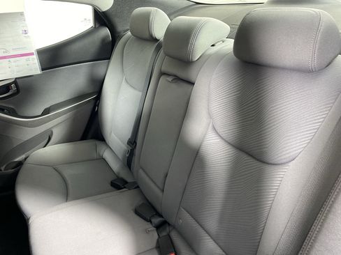 Used 2013 Hyundai Elantra GLS w/ Preferred Pkg FWD image 25