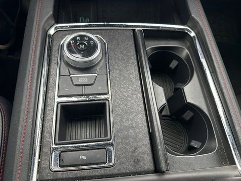 Used 2023 Ford Expedition Limited RWD image 32