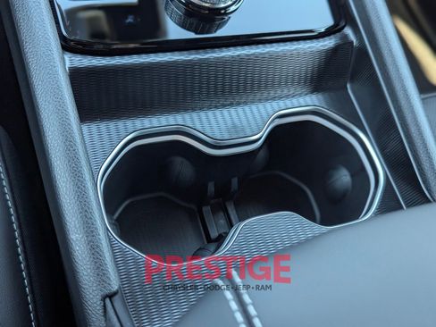 New 2026 Jeep Grand Cherokee L Limited AWD/4WD image 22
