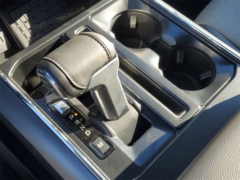 New 2026 Ford F150 Lariat w/ Equipment Group 502A High image 22