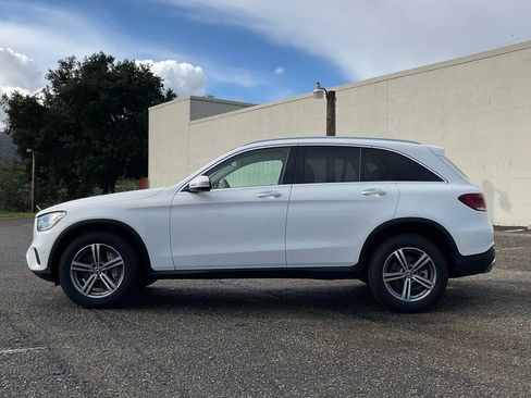 Used 2021 Mercedes-Benz GLC 300 image 3
