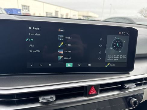 New 2026 Kia Sorento S FWD image 16
