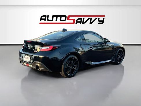 Used 2025 Toyota GR86 Premium RWD image 7