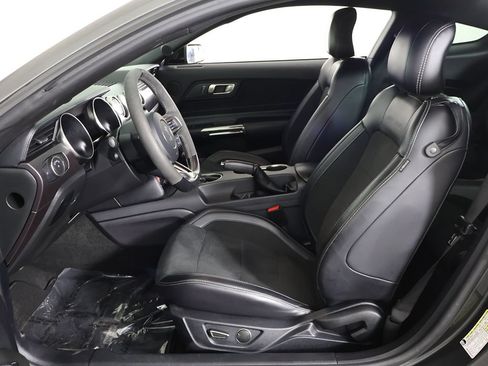 Used 2017 Ford Mustang Shelby GT350 RWD image 26