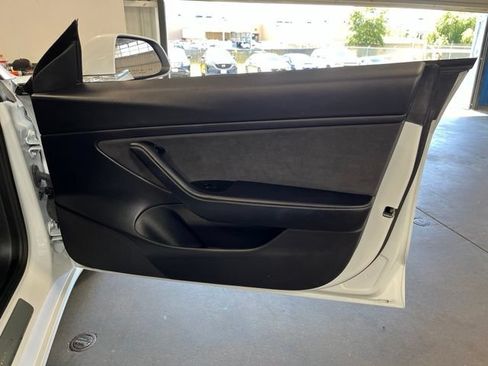 Used 2020 Tesla Model 3 Performance AWD/4WD image 12