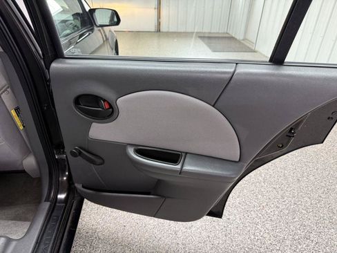 Used 2006 Saturn ION Level 2 FWD image 23