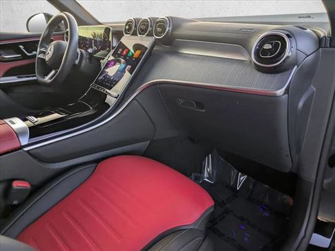 Certified 2025 Mercedes-Benz GLC 300 image 24