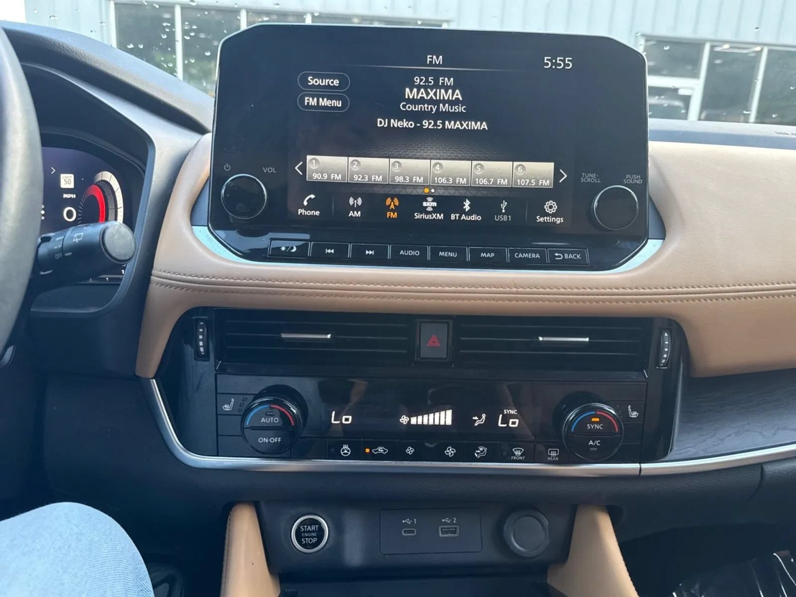 Used 2023 Nissan Rogue Platinum FWD image 23
