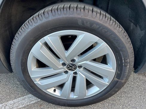 Used 2021 Volkswagen Atlas SEL w/ MDO Package (Bench Seat) image 31