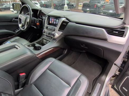 Used 2018 GMC Yukon SLT AWD/4WD image 27