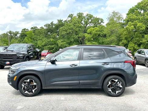 Used 2025 Kia Seltos S image 12