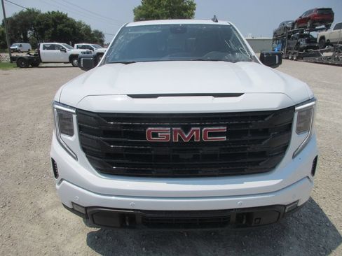 New 2026 GMC Sierra 1500 Elevation w/ Elevation Premium Package AWD/4WD image 13
